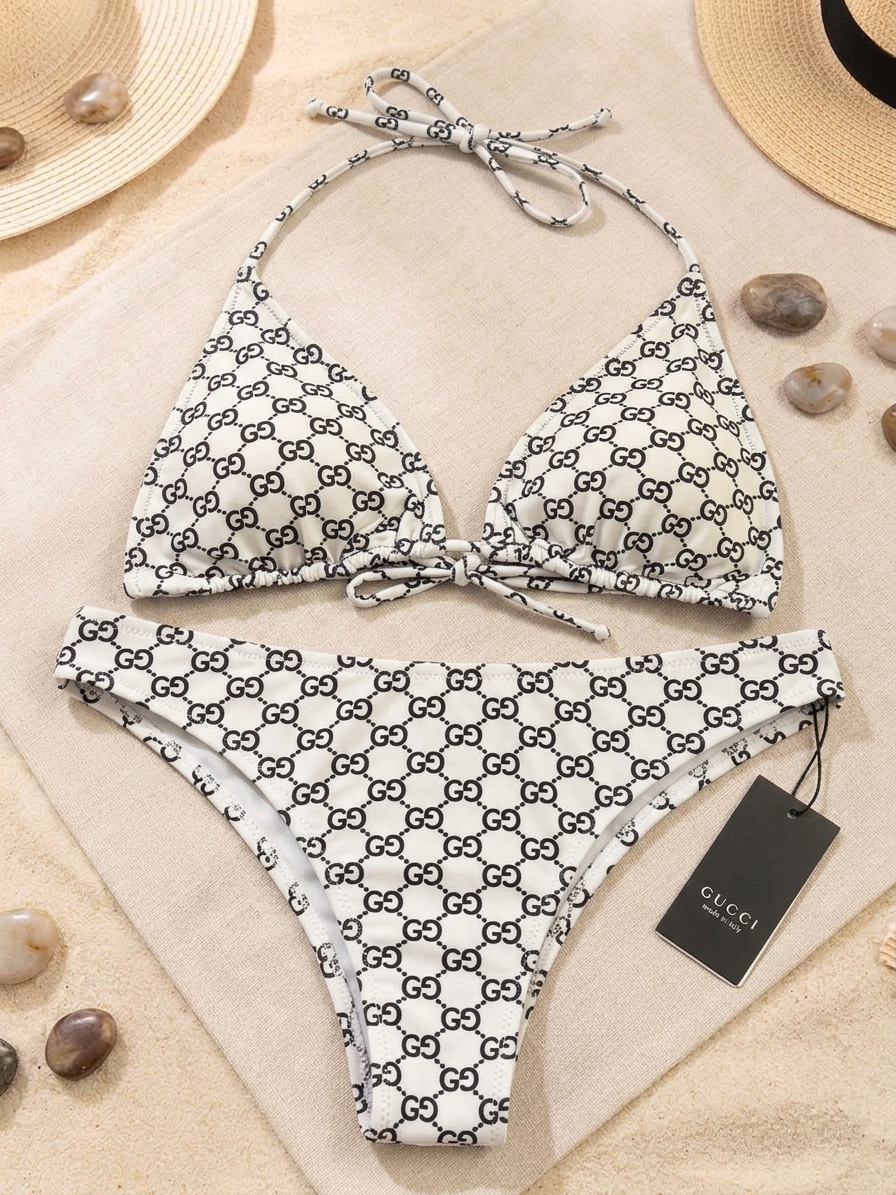 GC – Bikini mit schrägem Muster
