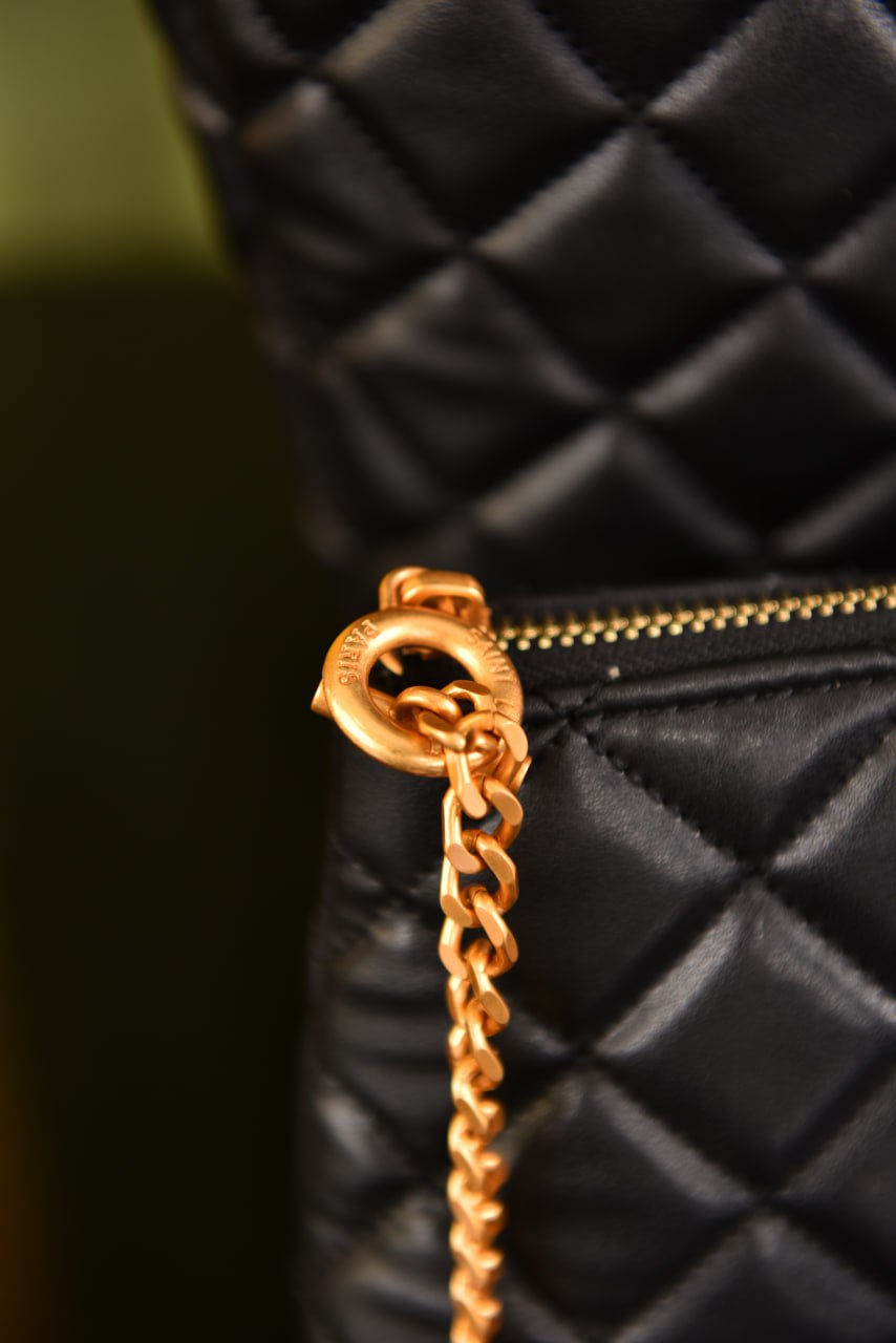 Icare Maxi Shopping Bag aus gestepptem Leder