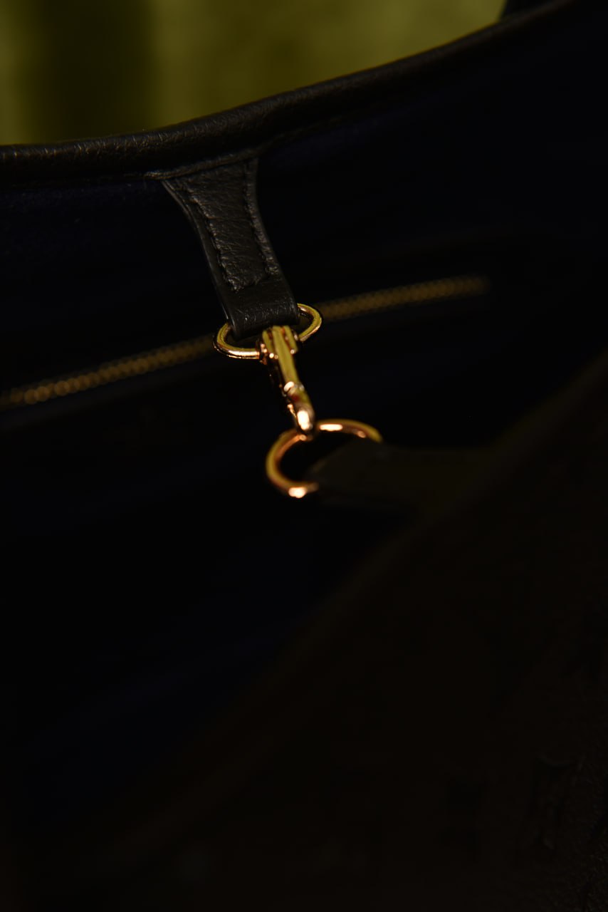 Neverfull schwarze Tasche