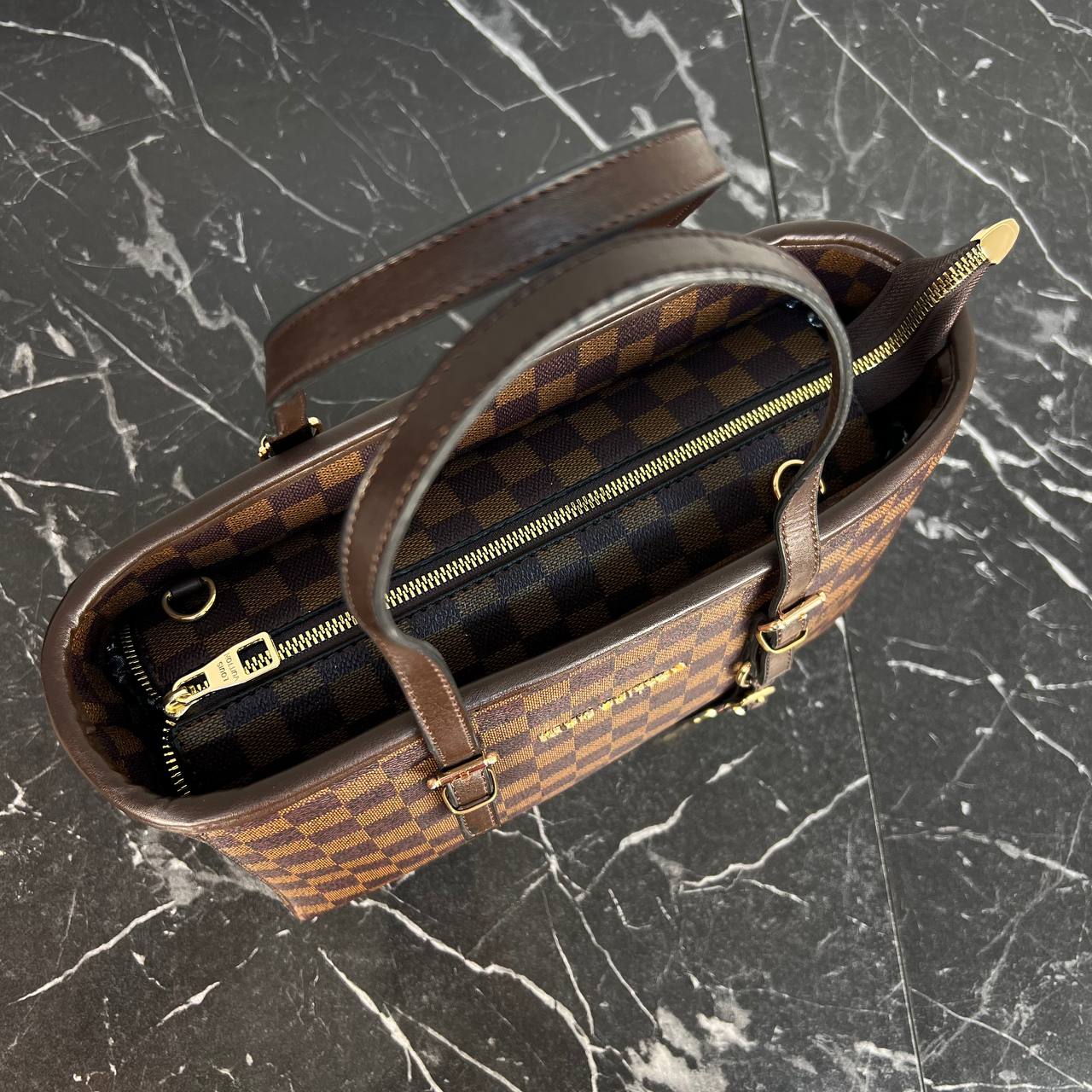Oma-Schultertasche mit Reißverschluss