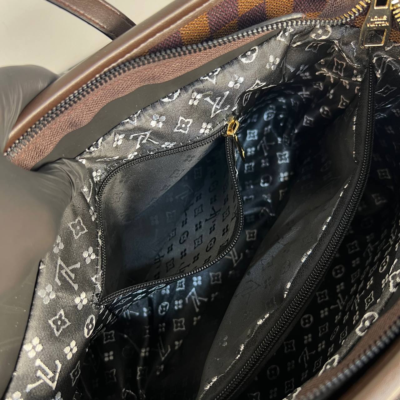 Oma-Schultertasche mit Reißverschluss