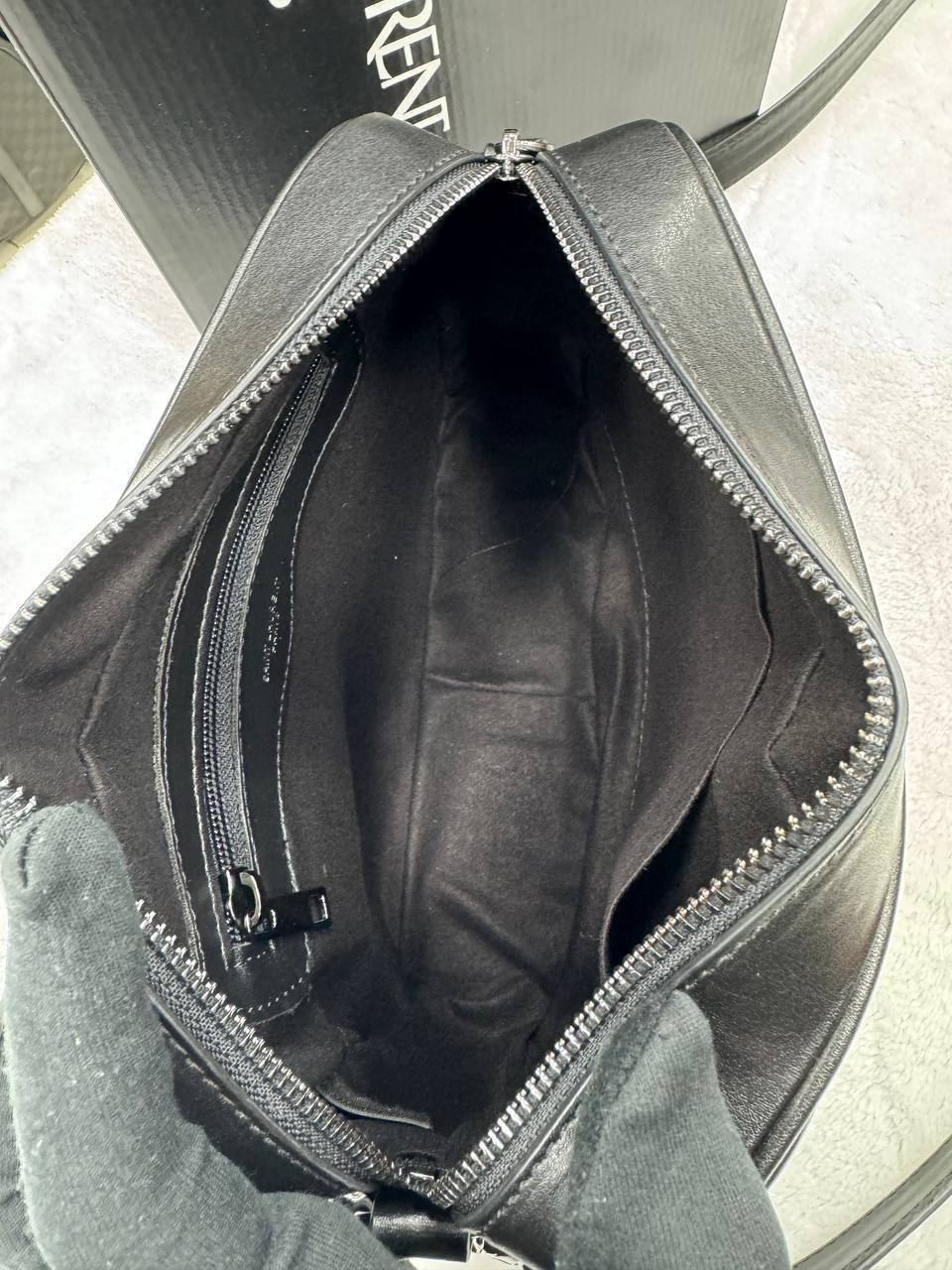 Lou Camera Bag (Silver)