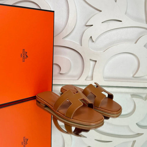 Taschen- und Pantoffel-Set